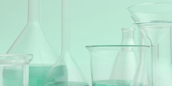 When to use chlorine vs oxygen bleach.
