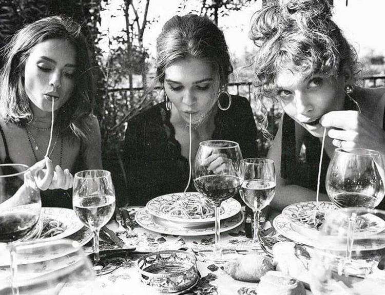 How to remove pasta sauce stains